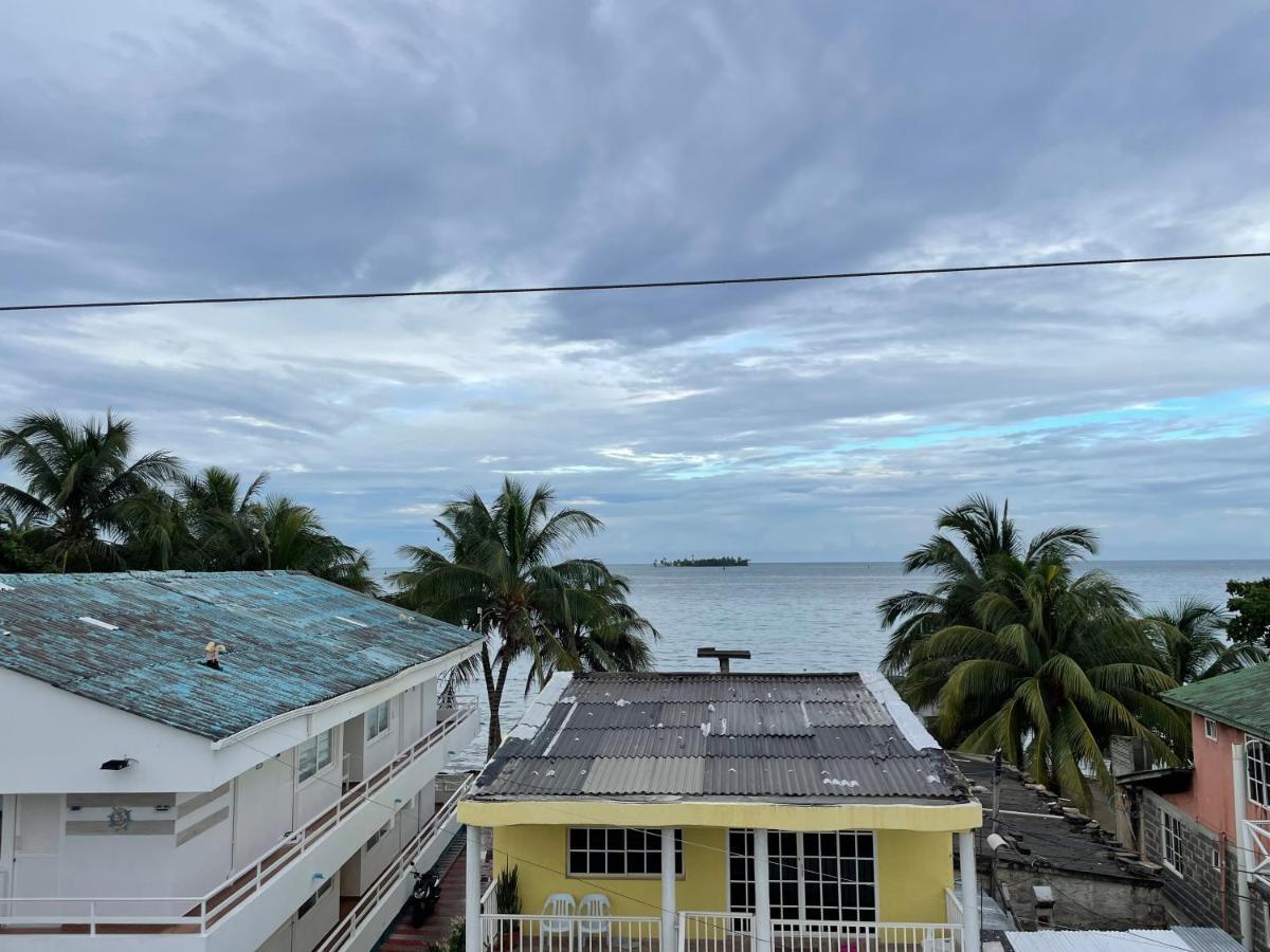 Alka'S Paradise Guest House And Lodging San Andrés Extérieur photo
